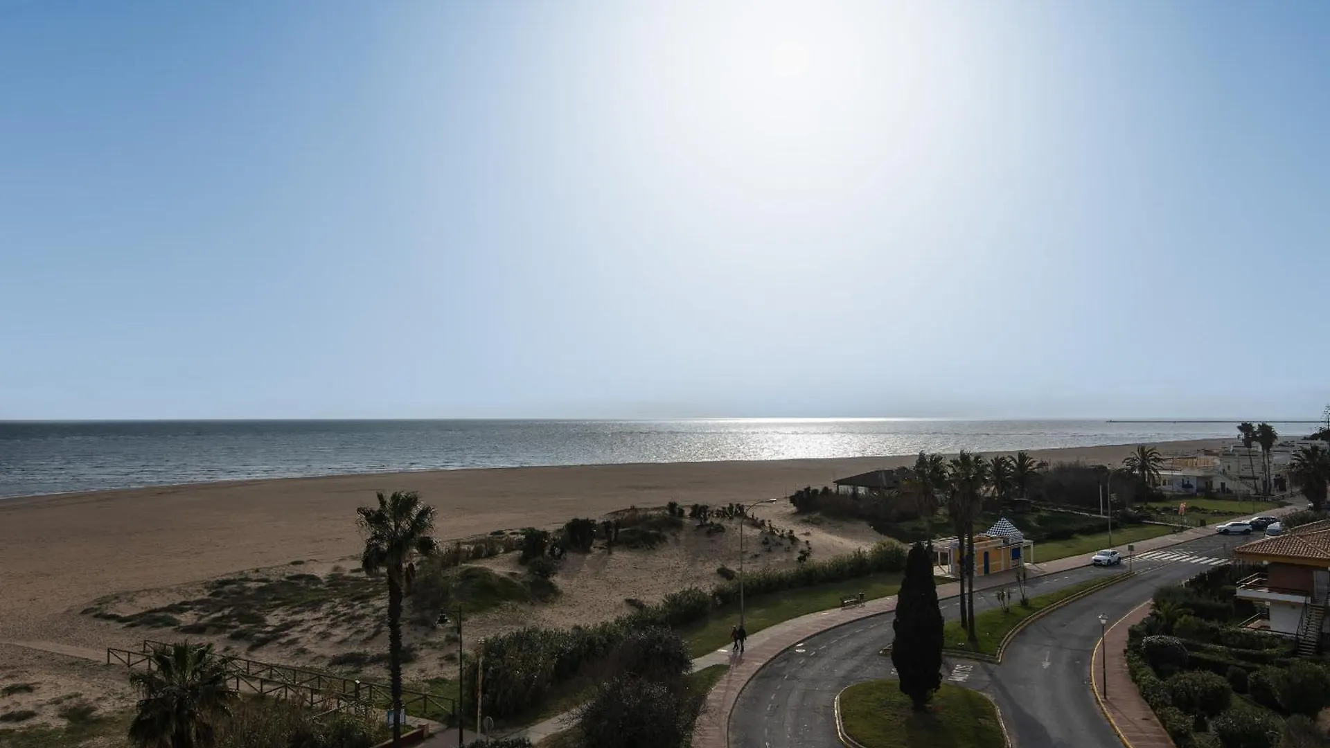 Alcaudon By H - Playa Isla Canela Iacl95P35 0*,